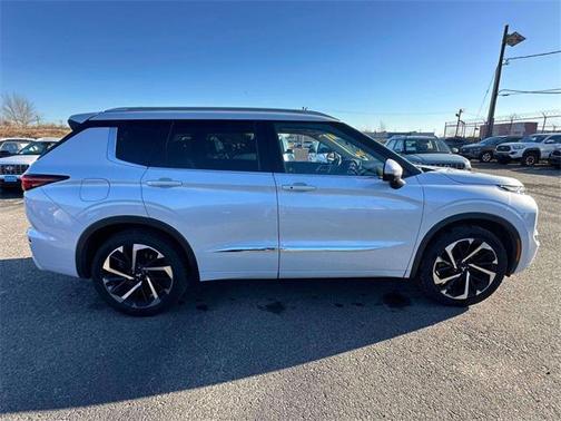 2022 Mitsubishi Outlander SEL Special Edition 2WD