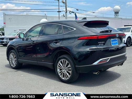 2022 Toyota Venza XLE
