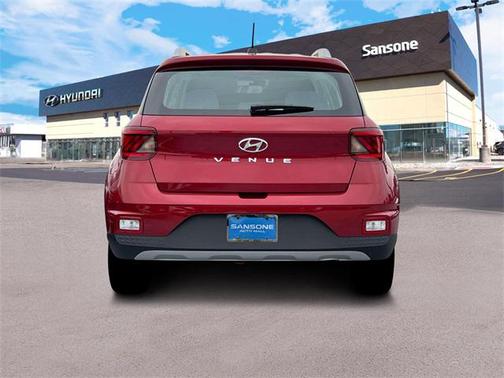 2025 Hyundai VENUE SEL