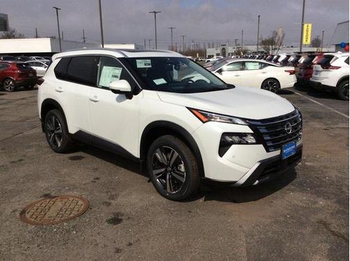 2025 Nissan Rogue SL