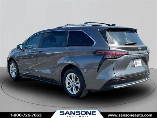 2023 Toyota Sienna Limited 7-Passenger