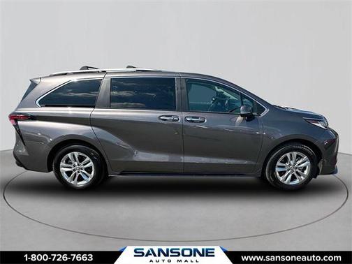 2023 Toyota Sienna Limited 7-Passenger