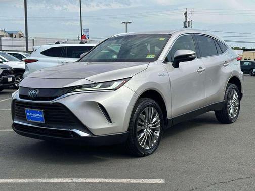 Titanium Glow 2021 Toyota Venza XLE
