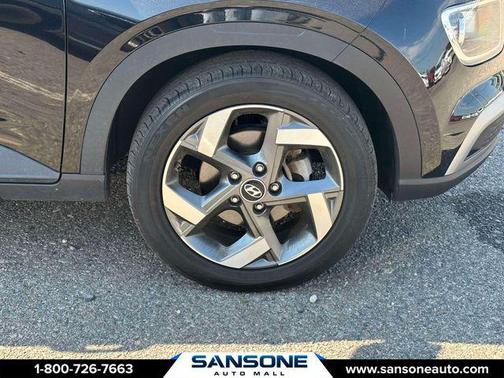 Onyx Black 2023 Hyundai VENUE SEL