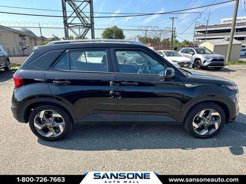Onyx Black 2023 Hyundai VENUE SEL