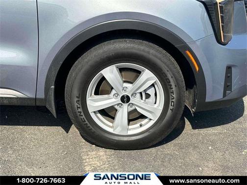 2025 Kia Sorento LX