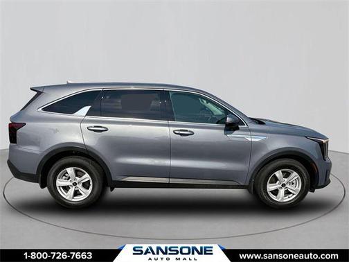 2025 Kia Sorento LX