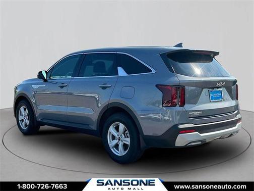 2025 Kia Sorento LX