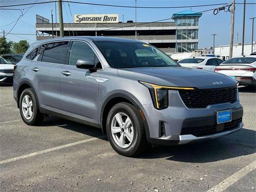 2025 Kia Sorento LX