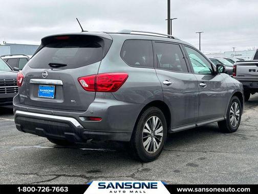 2018 Nissan Pathfinder SL