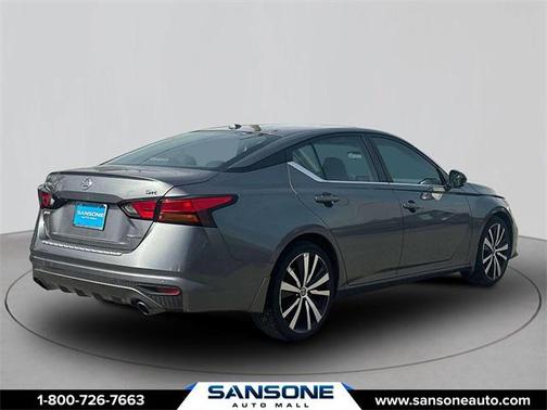 2021 Nissan Altima SR VC-Turbo FWD