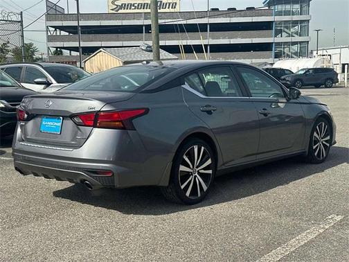 2021 Nissan Altima SR VC-Turbo FWD