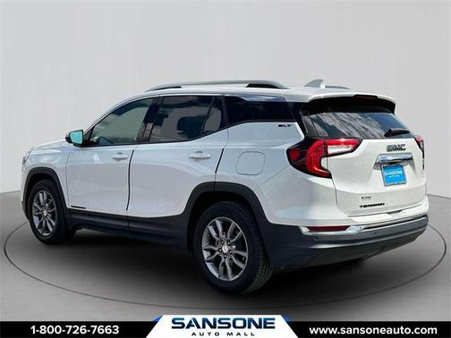 2022 GMC Terrain SLT
