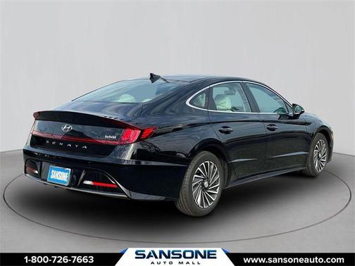 2023 Hyundai SONATA Hybrid SE