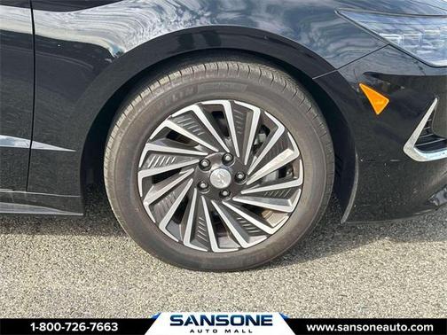 2023 Hyundai SONATA Hybrid SE