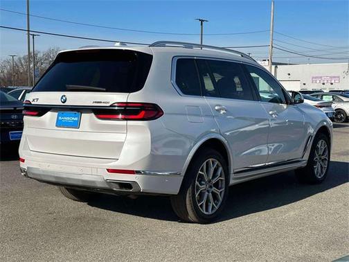 2024 BMW X7 xDrive40i