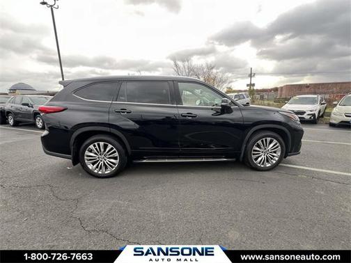 2023 Toyota Highlander Platinum