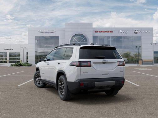 Bright White Clearcoat 2026 Jeep Cherokee Laredo