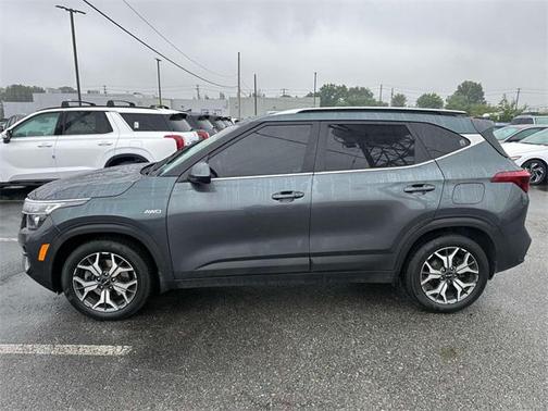 2022 Kia Seltos EX