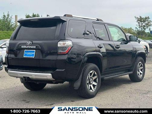 Midnight Black Metallic 2018 Toyota 4Runner TRD Off Road