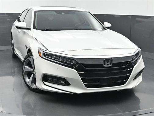 2020 Honda Accord Touring 2.0T