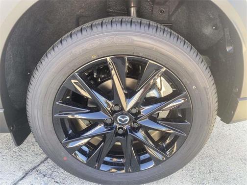 2025 Mazda CX-5 Carbon Edition