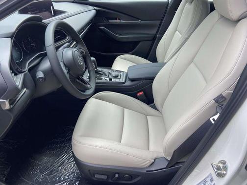 Snowflake White Pearl Mica 2026 Mazda CX-30 2.5 S Preferred Package