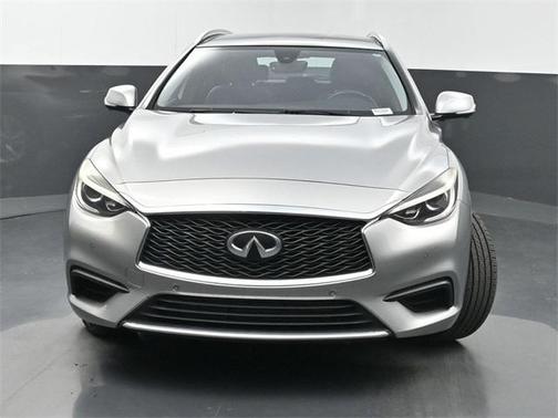 2019 INFINITI QX30 LUXE