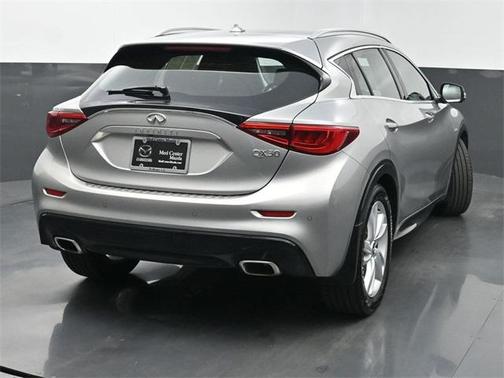 2019 INFINITI QX30 LUXE