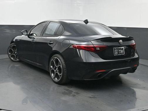 2022 Alfa Romeo Giulia Ti