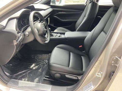 Platinum Quartz Metallic 2026 Mazda Mazda3 2.5 S Select Sport