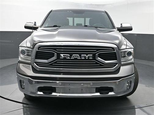 2017 RAM 1500 Limited Crew Cab 4x4 5'7' Box