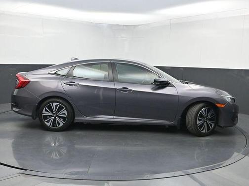 Modern Steel Metallic 2017 Honda Civic EX-L