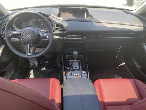 2025 Mazda CX-30 2.5 S Carbon Edition
