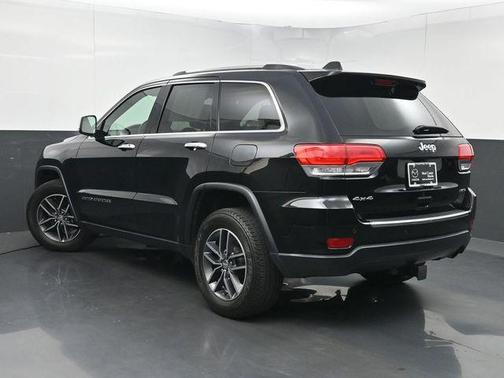 Diamond Black Crystal Pearlcoat 2018 Jeep Grand Cherokee Limited