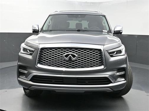 2018 INFINITI QX80 Base
