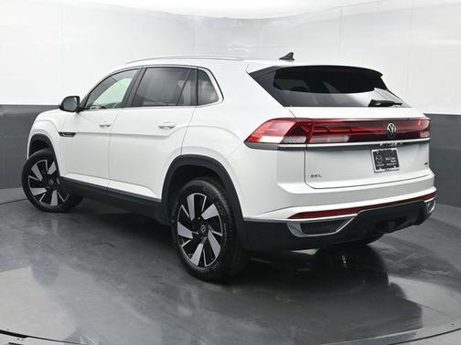 2025 Volkswagen Atlas Cross Sport 2.0T SEL