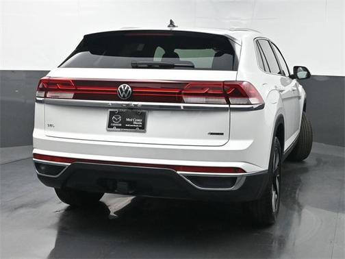2025 Volkswagen Atlas Cross Sport 2.0T SEL