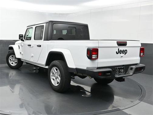 2022 Jeep Gladiator Sport S
