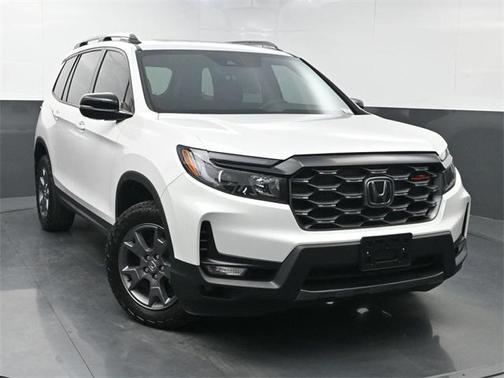 2024 Honda Passport AWD TrailSport