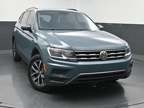 Stone Blue Metallic 2019 Volkswagen Tiguan 2.0T SE