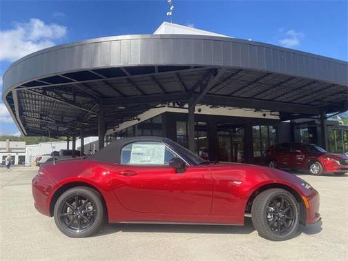 2025 Mazda MX-5 Miata Sport