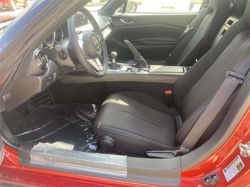 2025 Mazda MX-5 Miata Sport