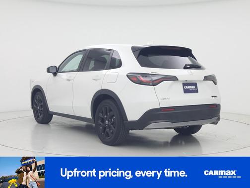 White 2023 Honda HR-V Sport