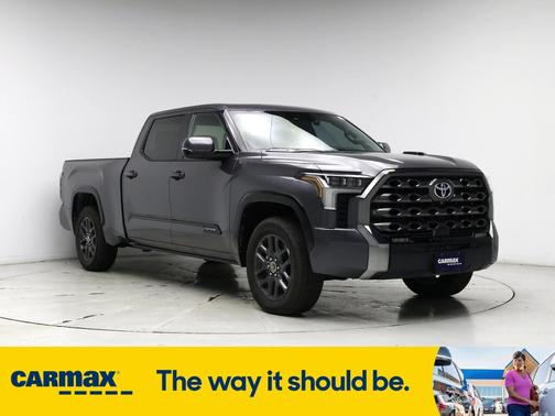 2022 Toyota Tundra Hybrid Platinum