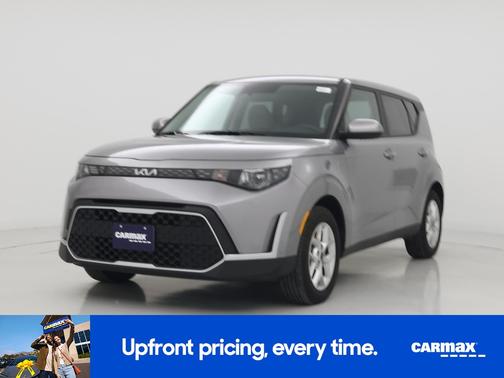 Gray 2025 Kia Soul LX