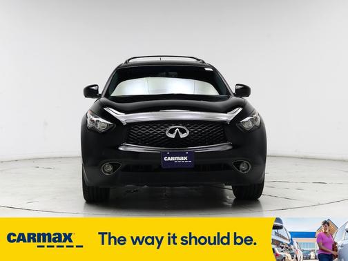 2017 INFINITI QX70