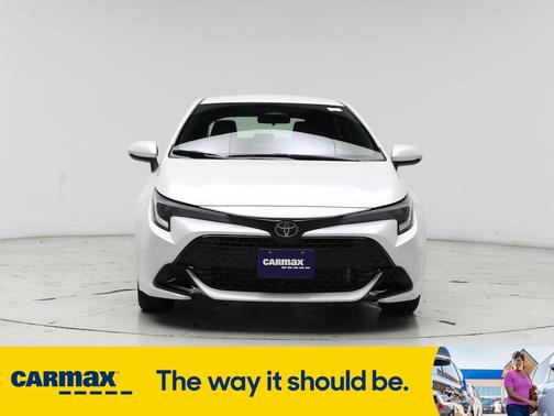2025 Toyota Corolla Hatchback SE