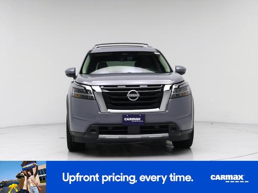 Gray 2025 Nissan Pathfinder Platinum