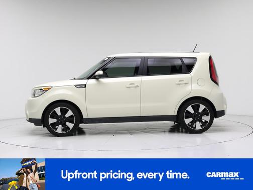 White 2015 Kia Soul !